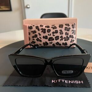 Kittenish (Jessie James Decker) Sunglasses - Black Cateye